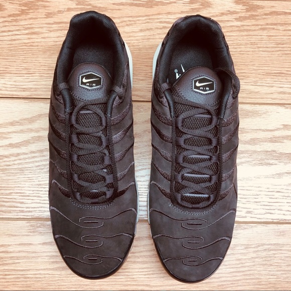 Nike Men’s Air Max Plus EF “Velvet Brown” Shoes - Picture 5 of 8